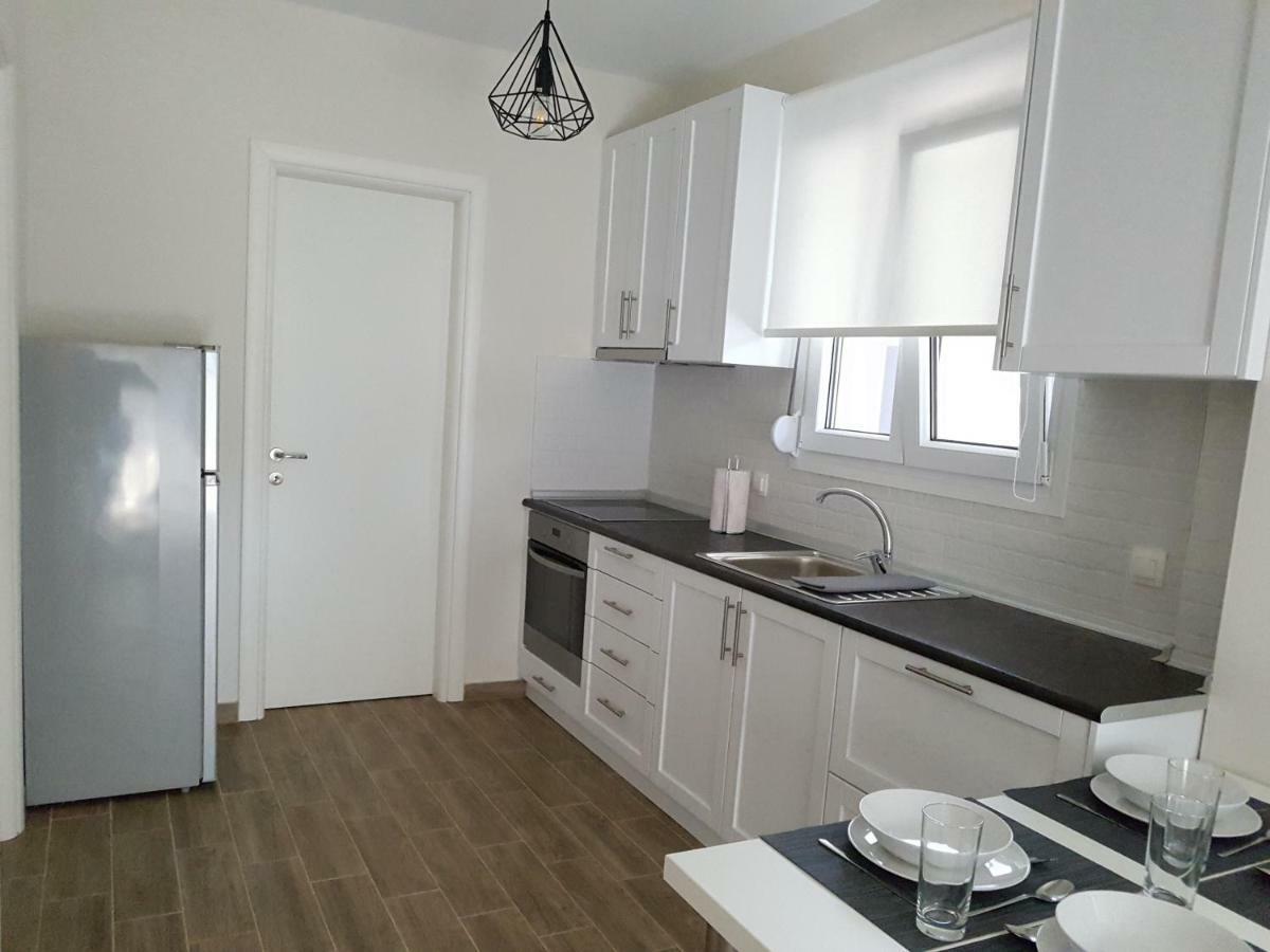 Fantastic Four Apartments Неойе Епиватай Екстериор снимка